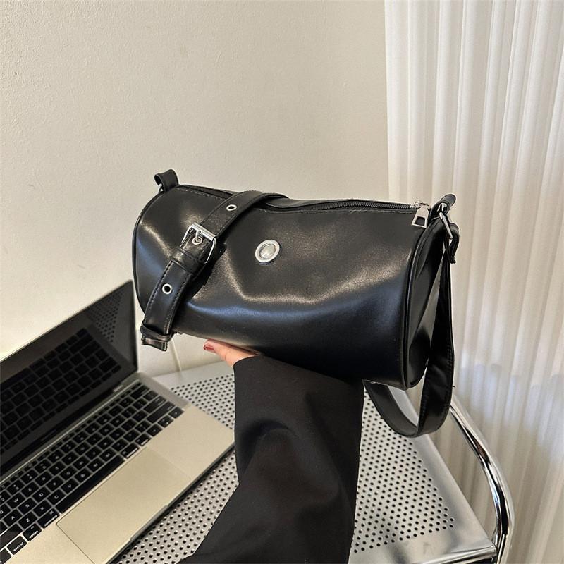 Chic Retro Shoulder Bag For Women 2023 Trendy Boston Bag With Zipper Closure