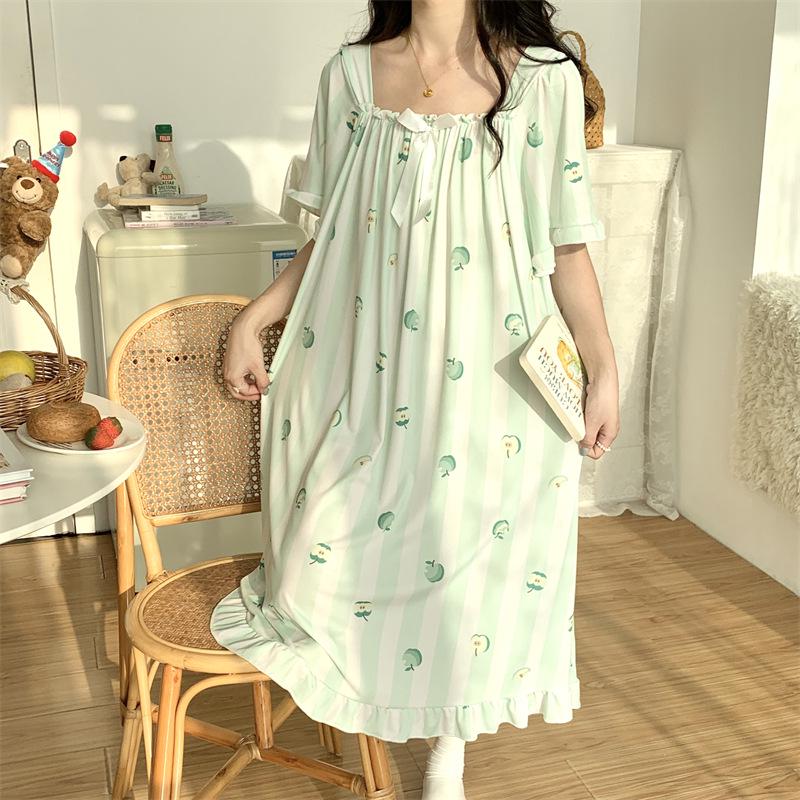 Women's Plus Size Ice Silk Nightdress - Summer Over-the-Knee, High-End, Loose Fit, Thin Section for Sizes Up To 300 Jin