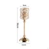 Elegante goldene Kerzenhalter für stilvolle Heimdekoration