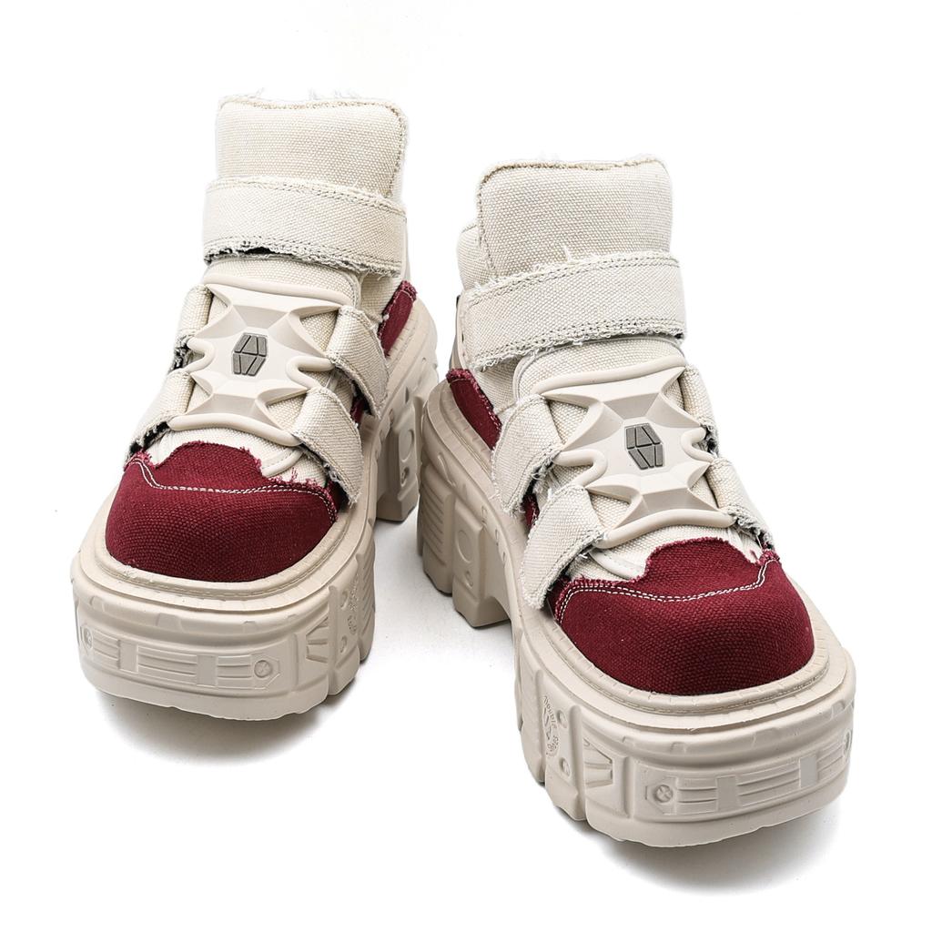 Gothic Ankle Rock Boots New Punk Style Women Shoes Lace-up Heel Height 6CM Platform Shoes Woman Metal Decor Woman Sneakers