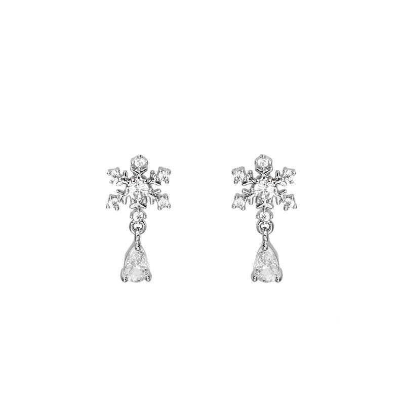 Versatile Snowflake Zircon Water Drop Earrings for Women - Elegant, Simple, and Luxurious Fashion Jewelry