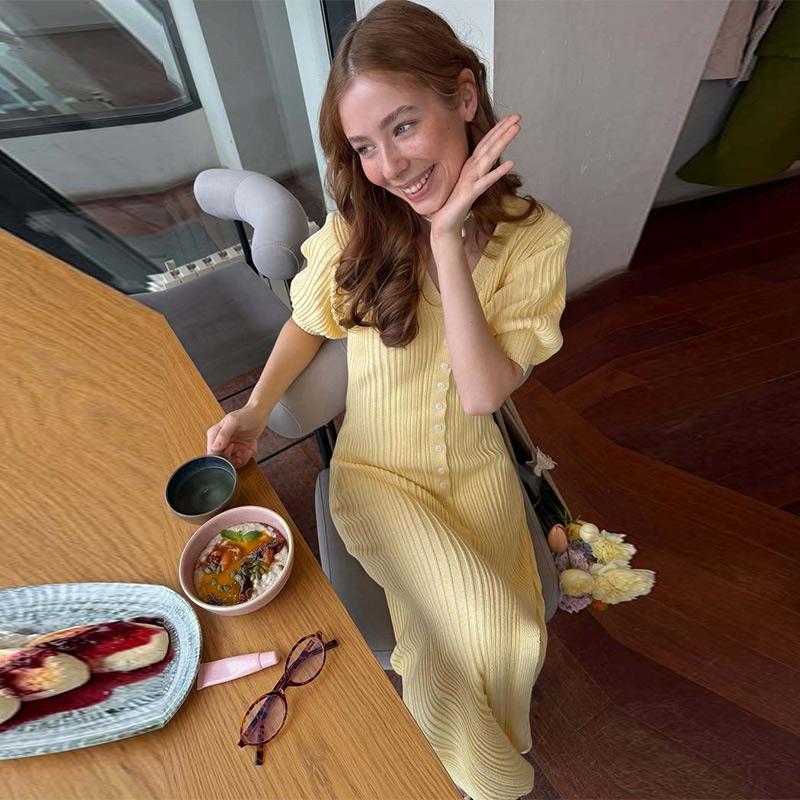 Damen Strickkleider mit Puffärmeln, einreihig geknöpft, lang, frisch, einfarbig, schlankmachend, Sommerneu, eleganter Damenstrickstil
