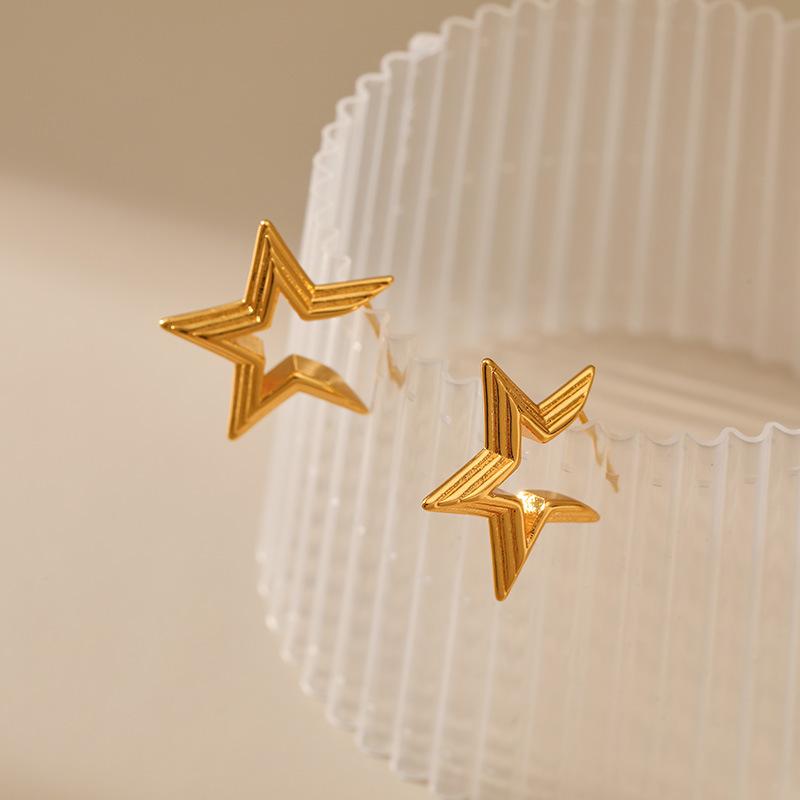 Open Design Five Pointed Star Stud Earrings Vintage 3d Carved 18k Gold Plated Earrings