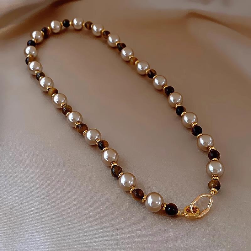 

Autumn And Winter Merad Tiger S Eye Stone Mocha Gold-Brown Pearl Mixed Color Necklace Light Luxury Niche Retro Fashion Sweater Chain Women