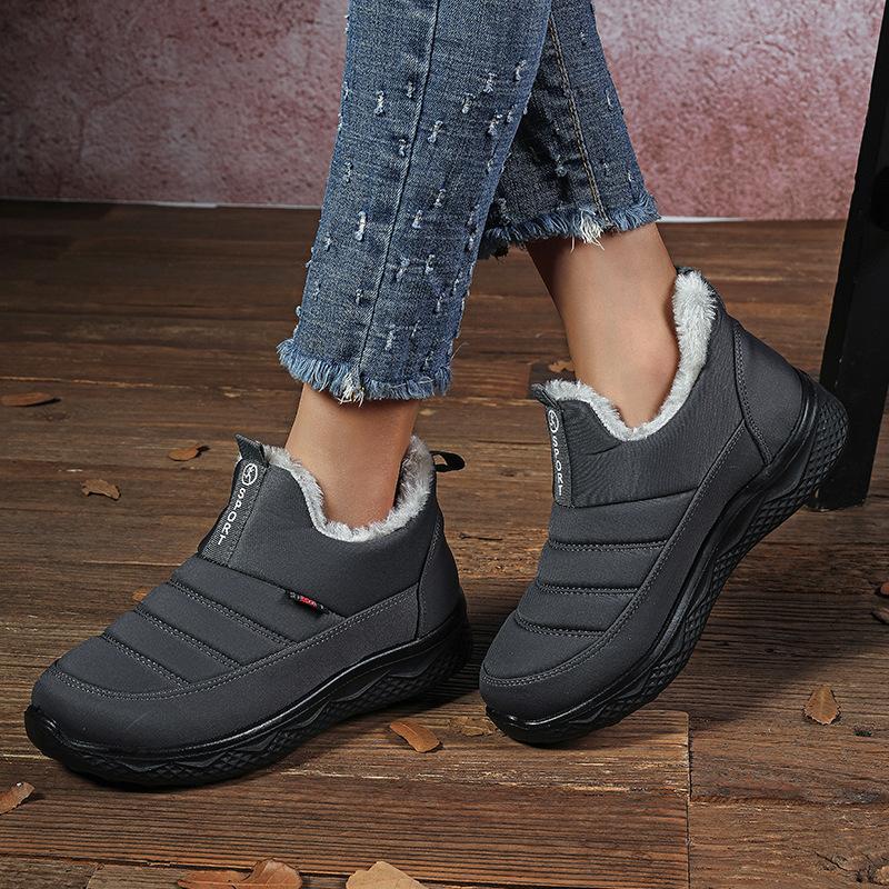 Winter New Women's Cotton Boots, Snow Covered Plush, Thickened, Warm Flat Bottom, Anti Slip Women's Shoes