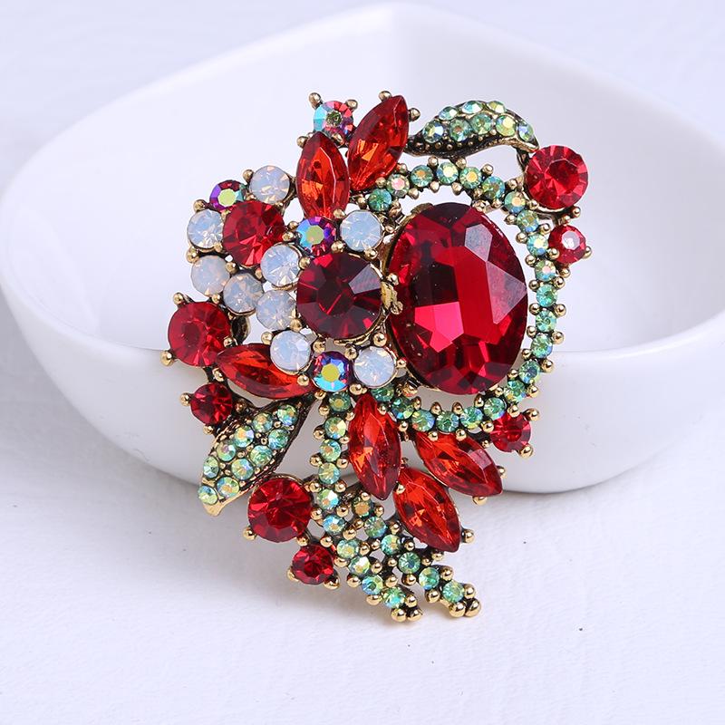 

SKEDS Luxury Full Crystal Exaggerated Flower Badges Brooch For Women Girls Fashion Rhinestone Shining Boutique Decoration Pin