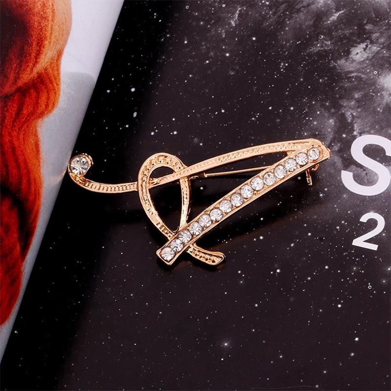 1pcs Crystal Rhinestone 26 Letters Women Collar Brooch Elegant Temperament Pin Jewelry