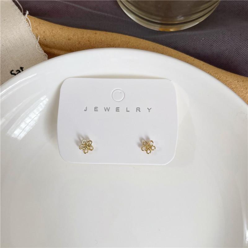 Mini kolczyki sztyfty z pustym kwiatkiem, Srebro próby S925, Prosty design do noszenia na co dzień