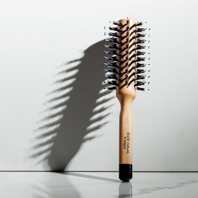 The Blow Dry Brush No. 2