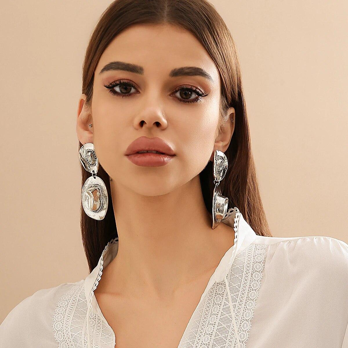 

Punk Vintage Cowboy Hat Pendant Earrings for Women Exaggerated Gold Color Big Dangle Earrings Y2K Party Jewelry Accessories New