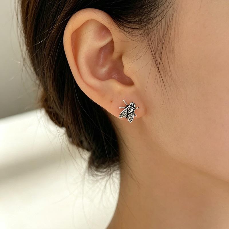 New Creative Punk 925 Sterling Silver Jewelry Retro Three-dimensional Fly Stud Earrings 3484