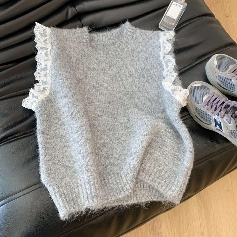 Womens Vintage Lace Trim Sleeveless Knit Vest Korean Style Loose Fit Layering Top