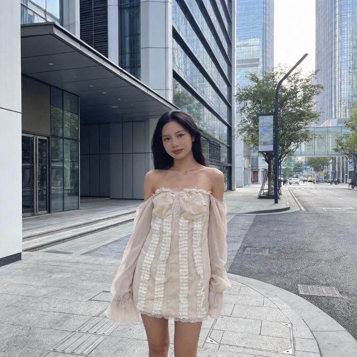Stunning One-Shoulder Lace-Trimmed Lantern Sleeve Bodycon Mini Dress Small