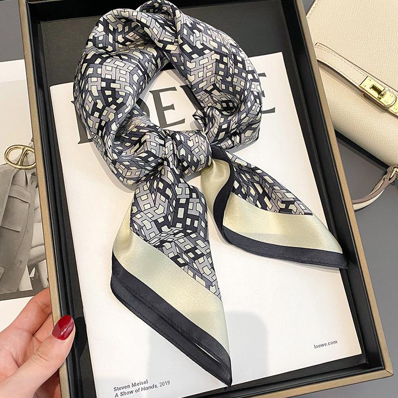 High-end H character fashion temperament spring and autumn 71 silk square scarf women's silk scarf mulberry silk Korean version summer neck protecti