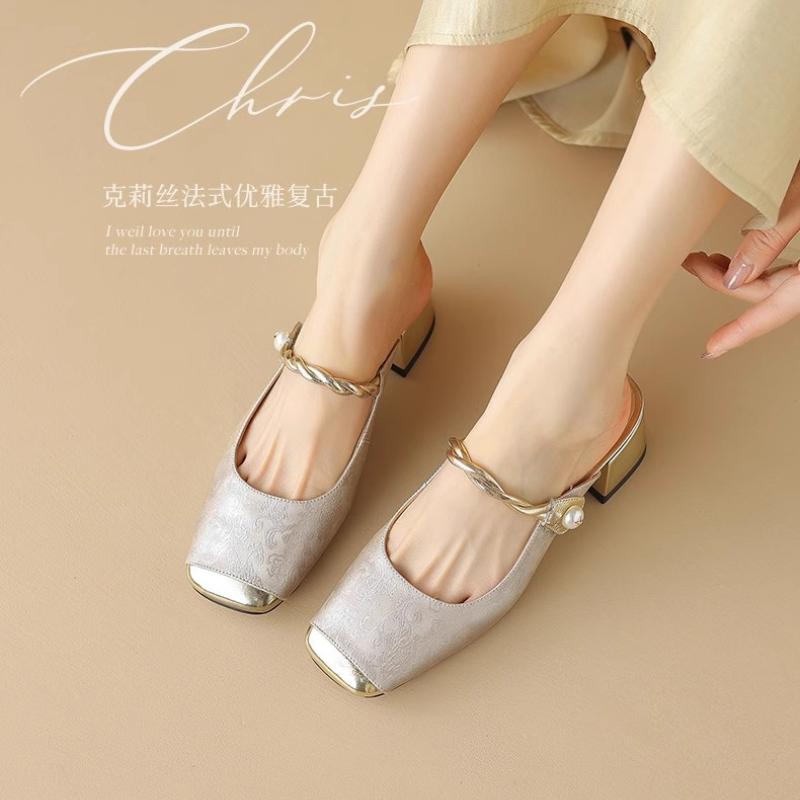 Fashion Women Baotou Half Slippers Summer Luxurious Elegant Artificial Leather Barefoot Print Women Outdoor Fashion Low Heel Slippers