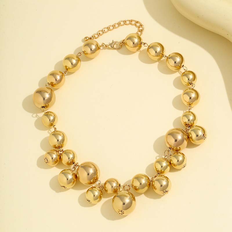 Exaggerated Metal Big Ball Pearls Bead Choker Necklace for Women Vintage Punk Chunky Clavicle Chain Necklace Bride Jewelry