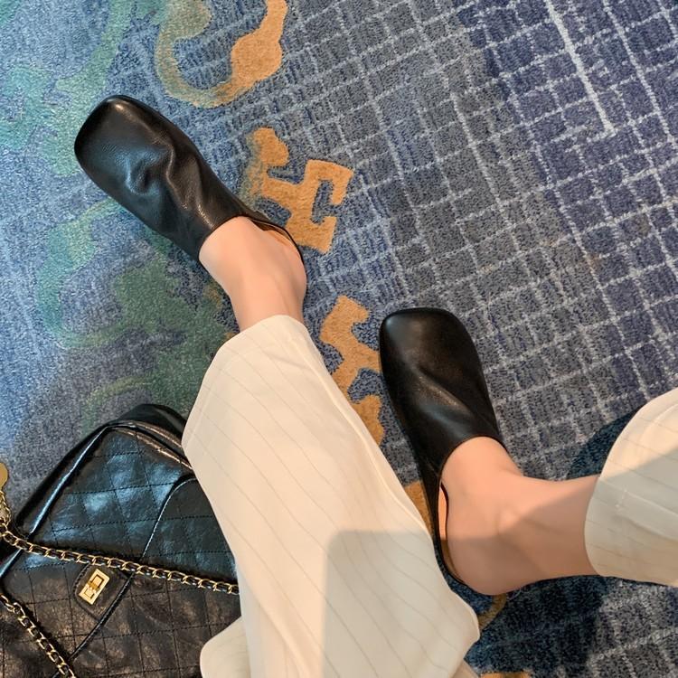 March~ 2025 Summer New Products First Layer Cowhide Flat Bottom Lazy Wind Korean Version Small Slippers Daily Bag Head Half Drag