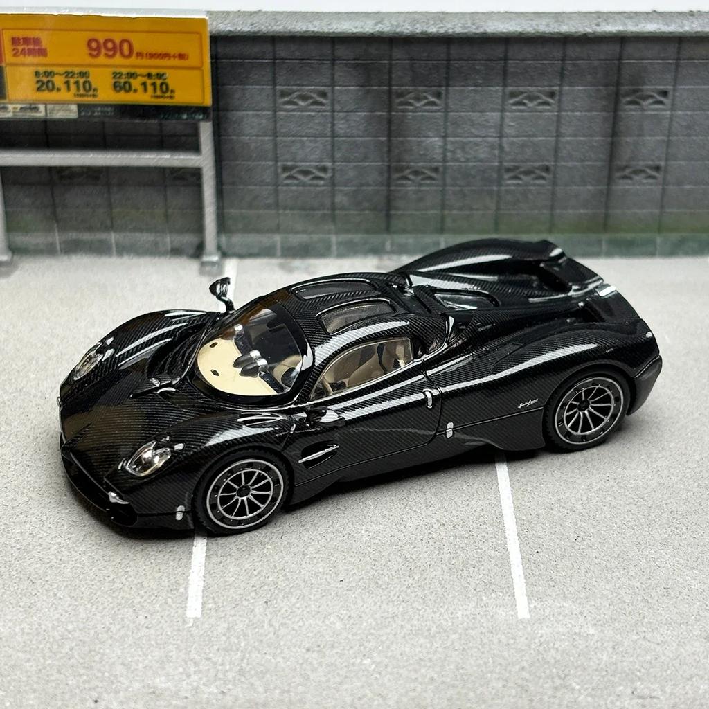 Instock LCD 1/64 Utopia Utopia Alloy Small Scale Car Mold