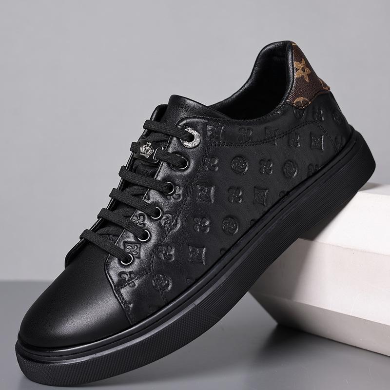 

2025 new leather men s shoes cowhide casual board shoes versatile single shoes live broadcast youth shoes white men s leather shoes 44