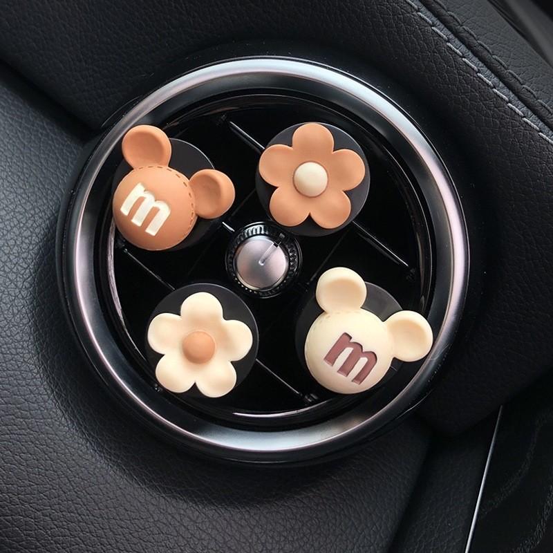 White Bear Brown Paw Set Aromatherapy Clip Car Ornament Decoration Accessories
