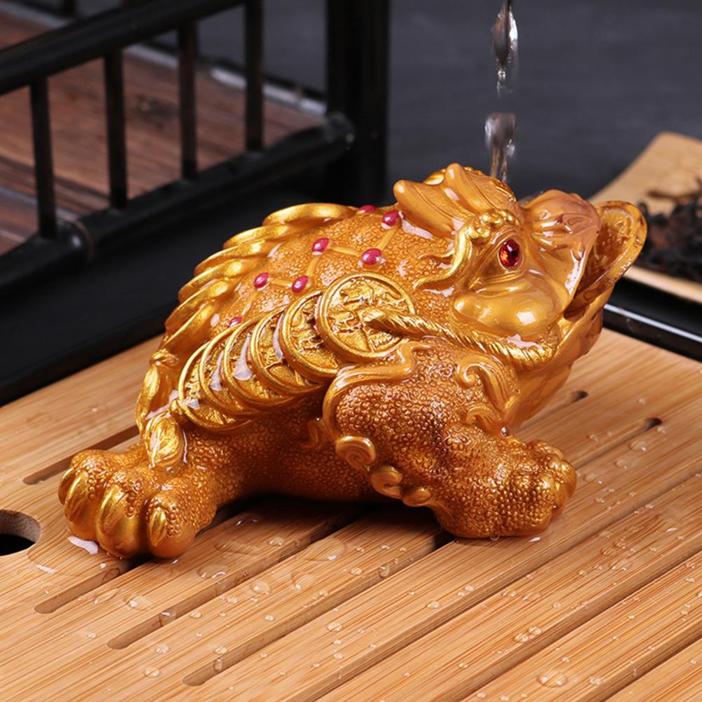 Lucky Toad Figurine Color Changing Resin Toad Tea Pet Ornament for Home Office Desk Decor Wealth Kung Fu Tea Set Ceremony