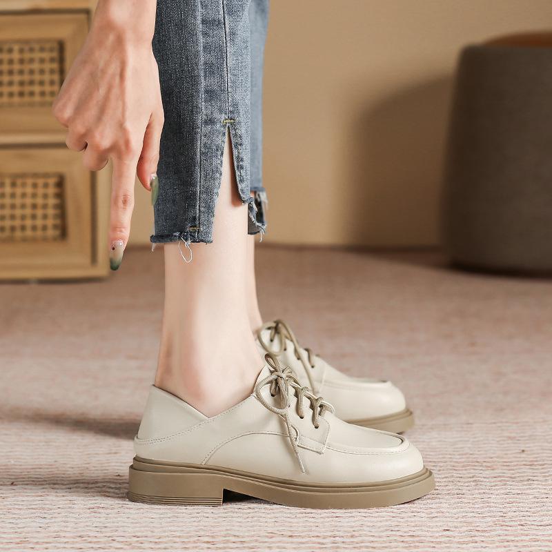 

Маленькие кожаные туфли на шнуровке на толстой подошве с неглубоким вырезом, в стиле колледжа, с круглым носком, одинарные туфли, мягкие 40