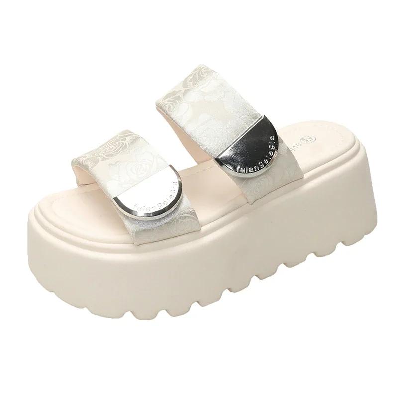 Módní dámské letní pantofle na vysoké platformě 7,5 cm, plátěné klínkové podpatky, nazouváky, robustní sandály pro sladkou dívku s otevřenou špičkou, plážové žabky