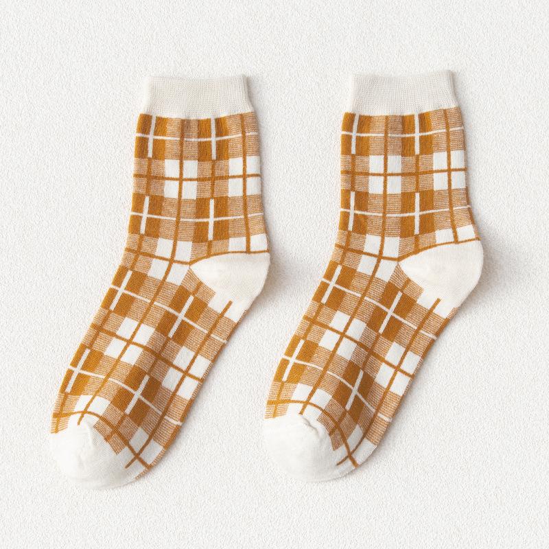 Yellow Mid-calf Women's Socks for Autumn and Winter, Breathable Twisted Cotton Women's Socks, Korean Cartoon Pineapple Socks