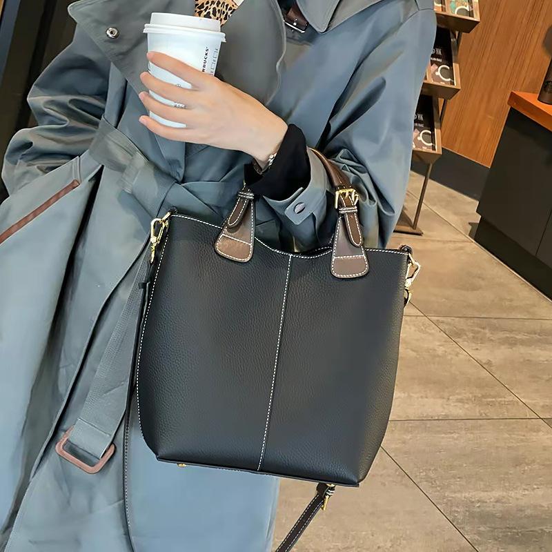 Top Layer Cowhide Large Capacity Mother Bag High End Hand Carrying One Shoulder Crossbody Bag Genuine Leather Bucket Bag