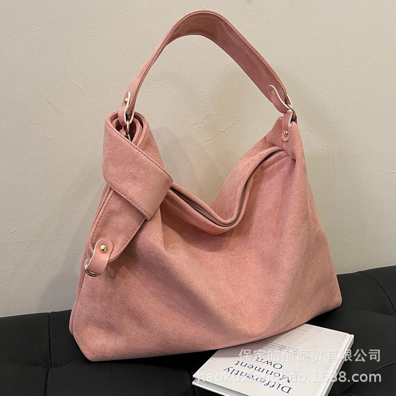 Autumn and winter retro niche underarm bag women's 2025 new trendy Korean suede tote bag large capacity shoulder bag