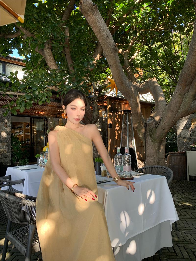 

Минималистичное ретро платье на одно плечо на тонких бретелях - Летний отпускной стиль, Однотонное с дизайном в виде скрученного узла, Без рукавов, Облегающий силуэт для женщин Large жёлтый