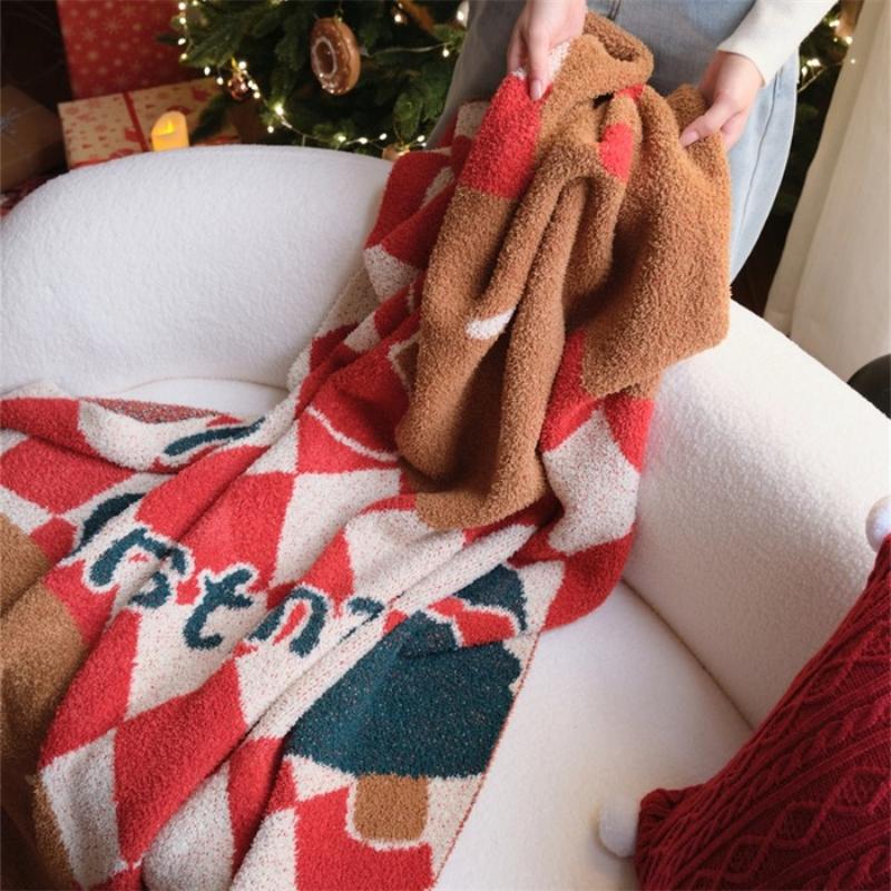 2025 New Half Fleece Sofa Blanket Christmas Atmosphere Warm Autumn Winter Holiday Decoration Gingerbread Wish Design