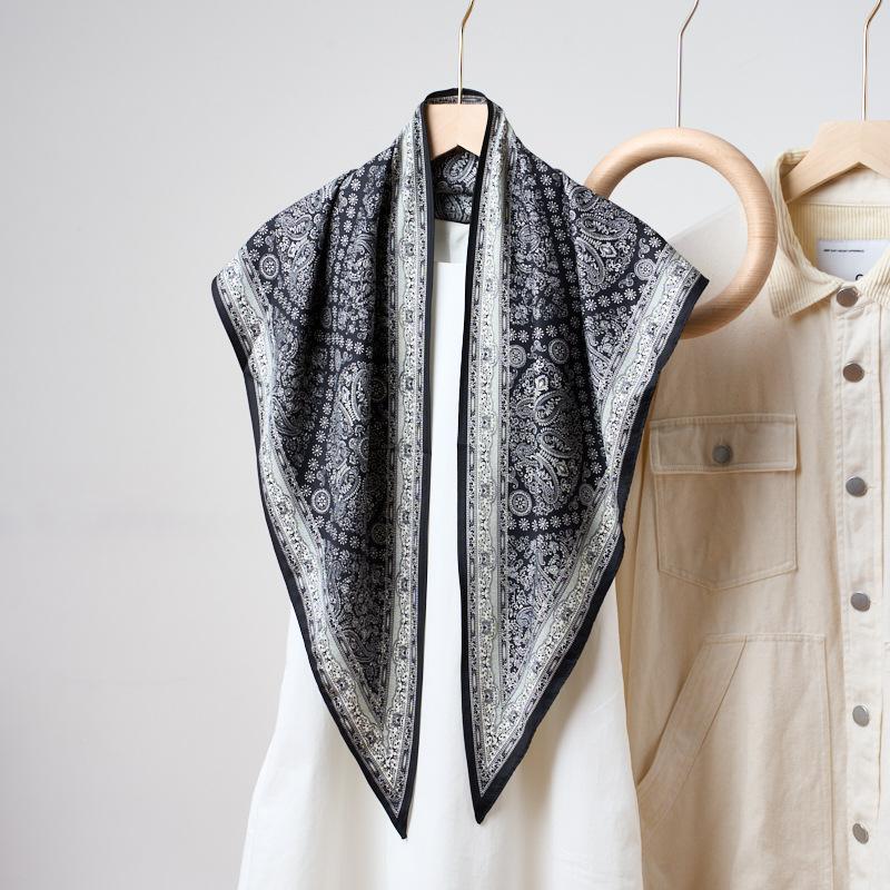 Women Fashion Cashew Print Faux Silk Cooling Sun Protection Neck Scarf