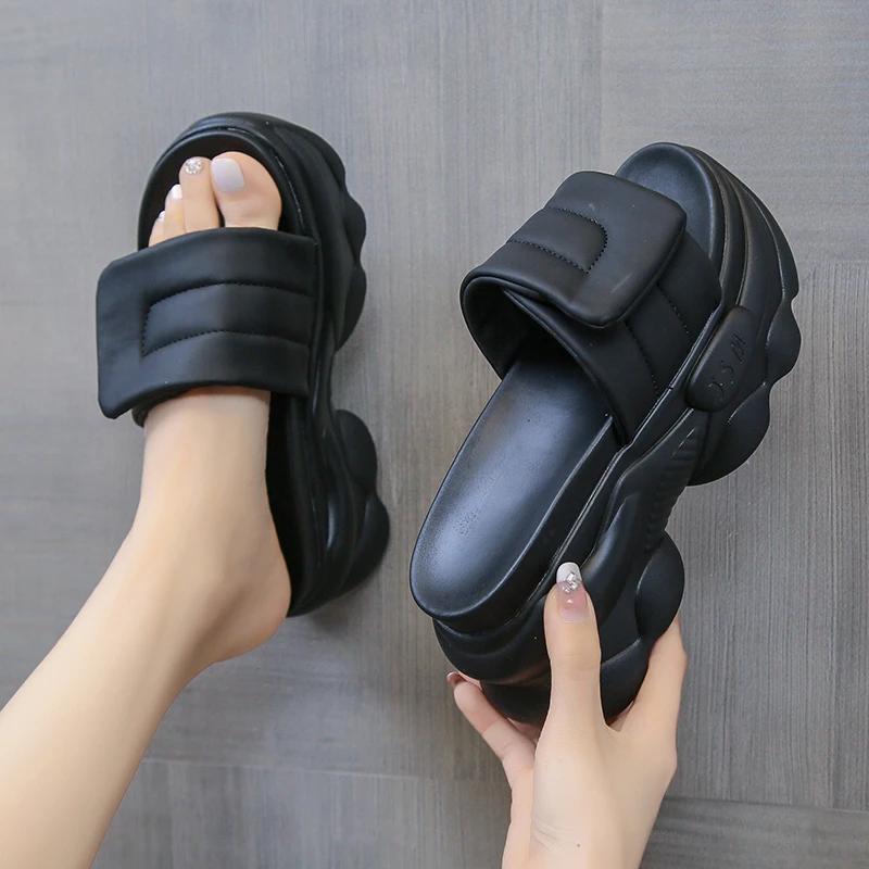 Fashion 2024 Thick Bottom Female Flip Flops 8CM Heels Chunky Platform Slippers for Women Open Toe Leather Wedges Sandals Woman Summer