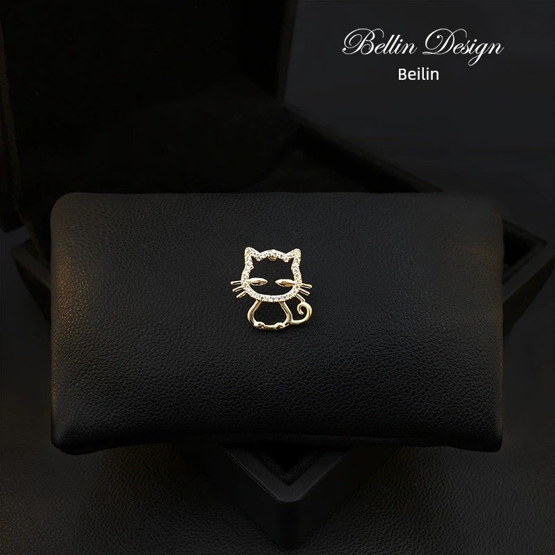 

Mini Cute Kitty Brooch Women s High-End Shirt Collar Anti-Unwanted-Exposure Buckle Sewing Free Collar Pin Ornament 5222 Golden one.