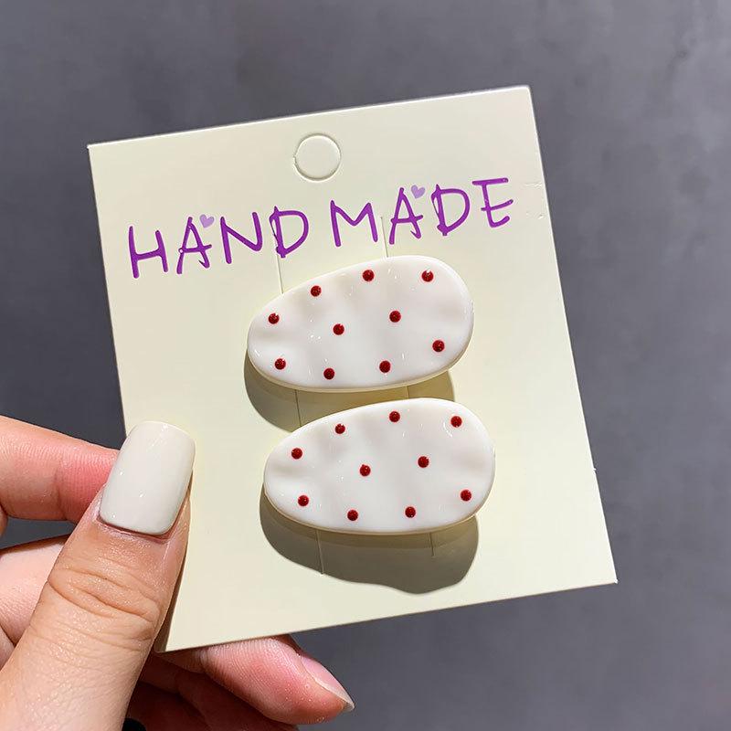 Korean Style Cute Polka Dot Oval Hair Clip for Women and Girls - Non-Damaging Sweet BB Hairpin.