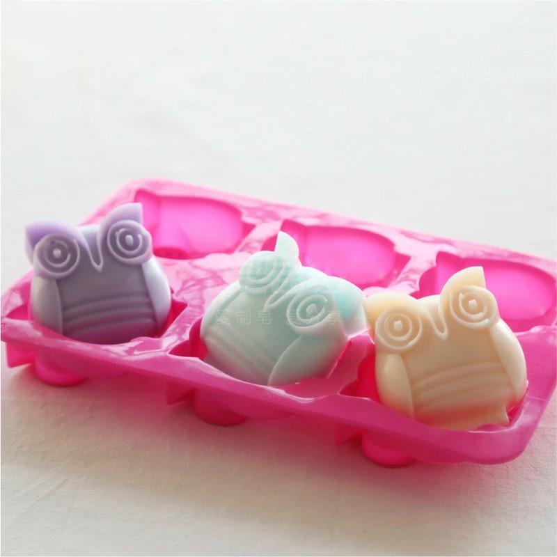 Weiche Silikon-Seifenform mit sechs Eulen, Seifenformen für die Seifenherstellung, Fondantkuchen, Schokoladenform, Kuchendekor, Badewerkzeug, Farbe zufällig
