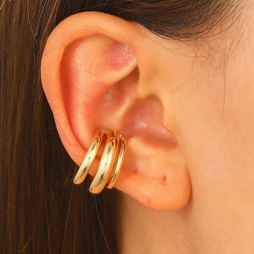 High quality simple multi-layer metal ear bone clip personalized fashion waterproof flexible copper hollow ear clip temperament with earrings