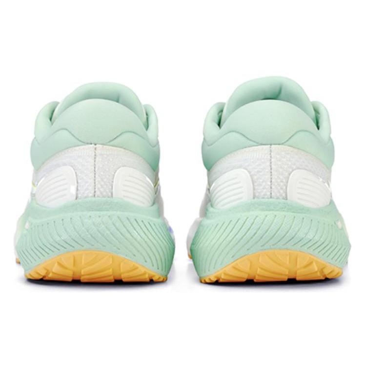 Saucony Surge 1 Fabric Cushioning Slip Resistant Abrasion Resistant Low top Marathon Running Shoes Women's S18187-1