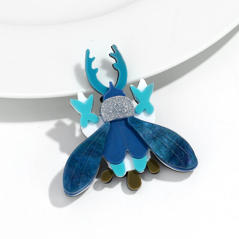 

New Colorful Beetle Acrylic Brooches for Women Personalized Resin Insect SplicedBadge Pins Jewelry Clothes Bag Accessories Gift синий