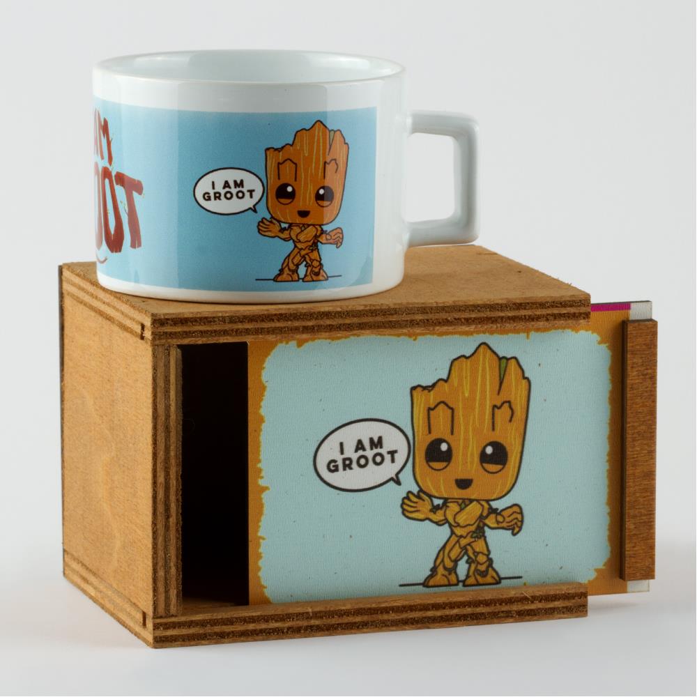 

Фигурная деревянная кружка в коробке Groot