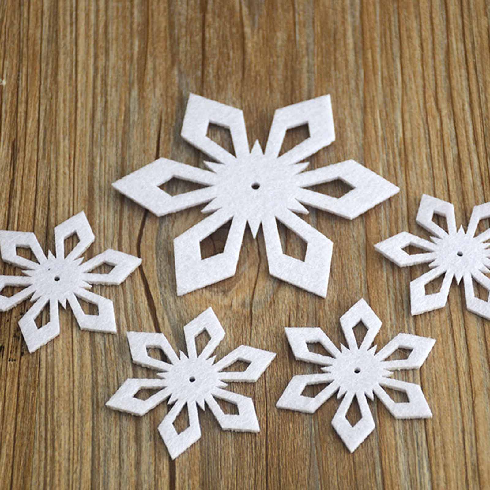 

Christmas & New Year DIY Decorations – 3D Snowflake Craft Materials for Holiday Home, Tree & Environment Decoration L