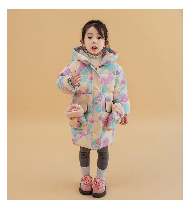 Mittellange Winter Daunenjacke mit kleiner gelber Ente für Jungen & Mädchen - Stilvoll und warm für Babys und Kleinkinder