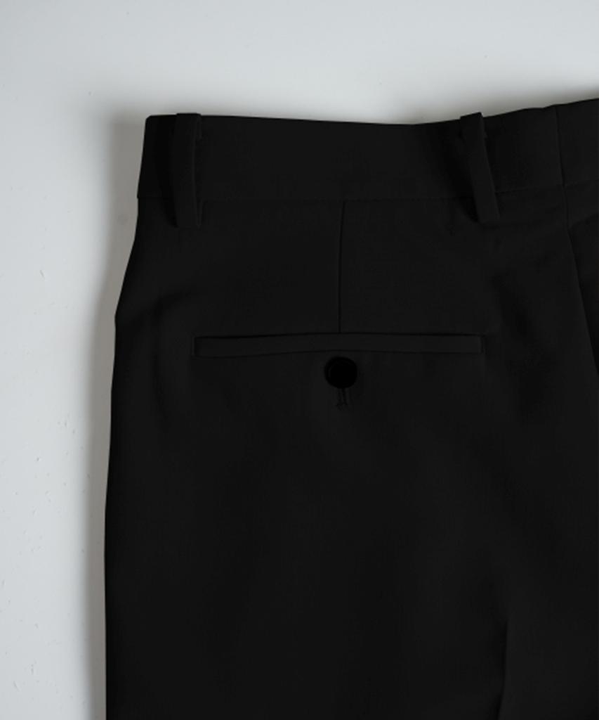 BIRBANTE Belted Double-Pleat Slacks - Black