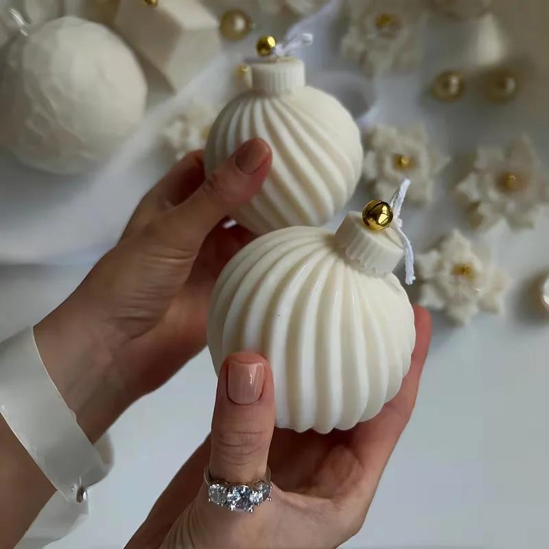 Top Quality Silicone Mould for DIY Christmas Tree Ball Candle - Reusable round Craft Mould for Holiday Decor & Jewelry Making