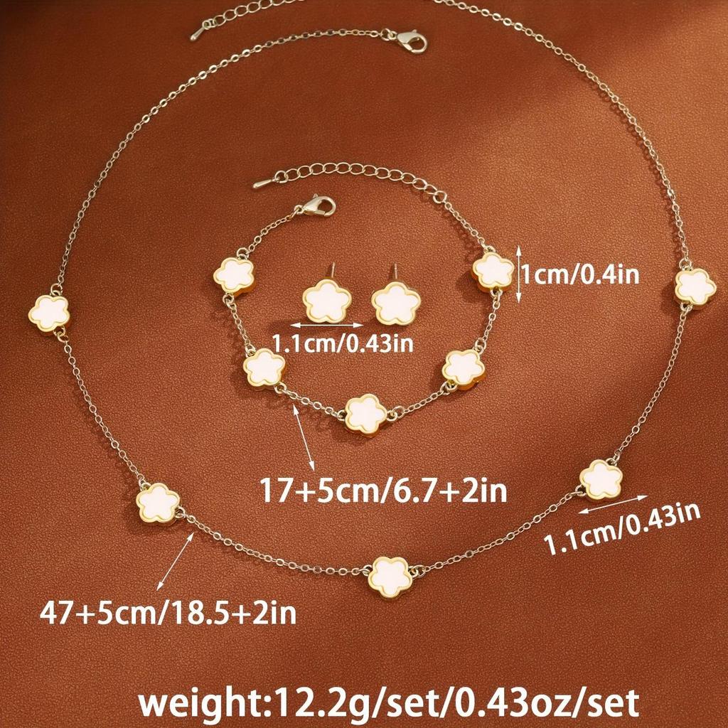 European & American Lucky Flower Jewelry Set: Five-Leaf Clover Bracelet, Stud Earrings, Necklace