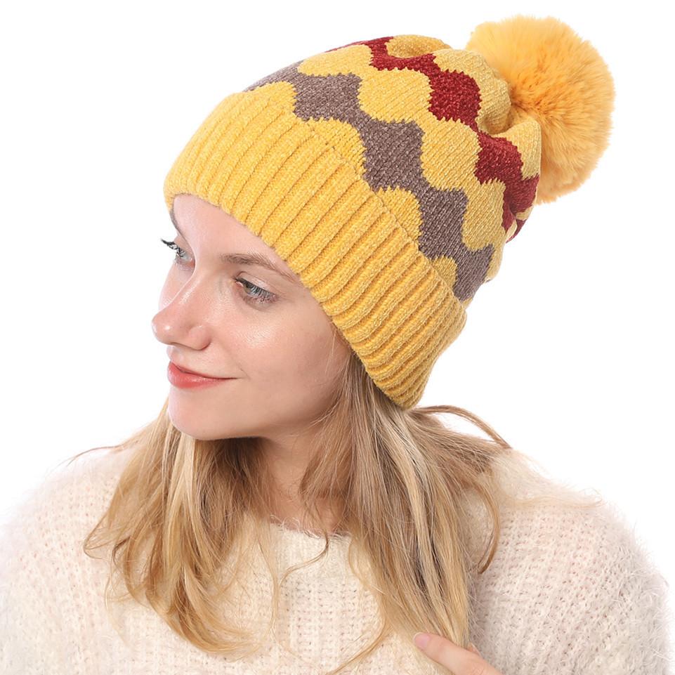 Autumn and Winter New Velvet Thickened Warm Knitted Hat Chenille Soft Wavy Wool Ball Beanie