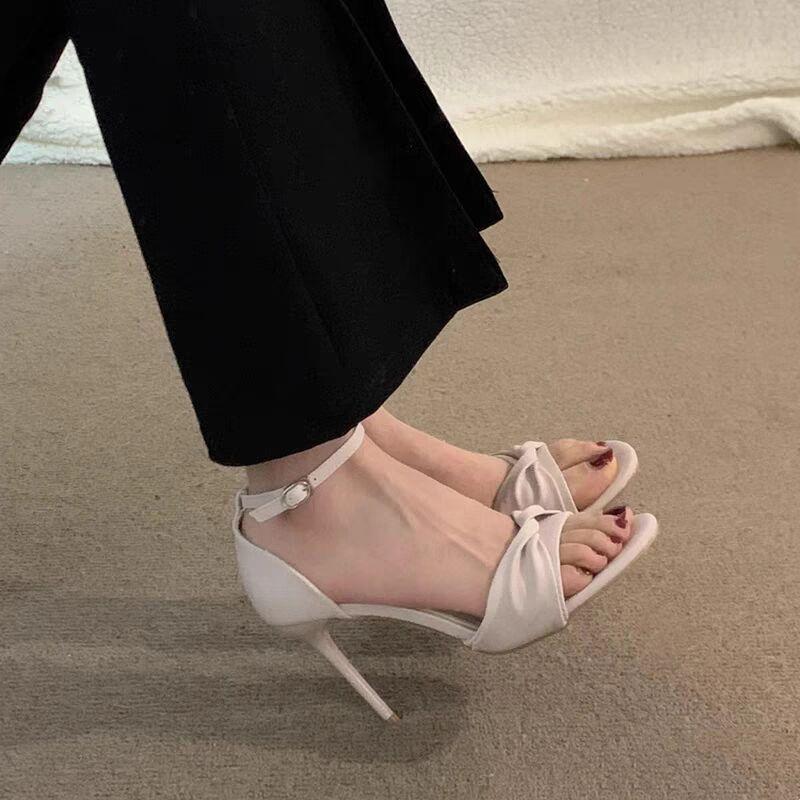 Open-toed one-word buckle fashion stiletto sandals female new fairy sexy one-word buckle high heels