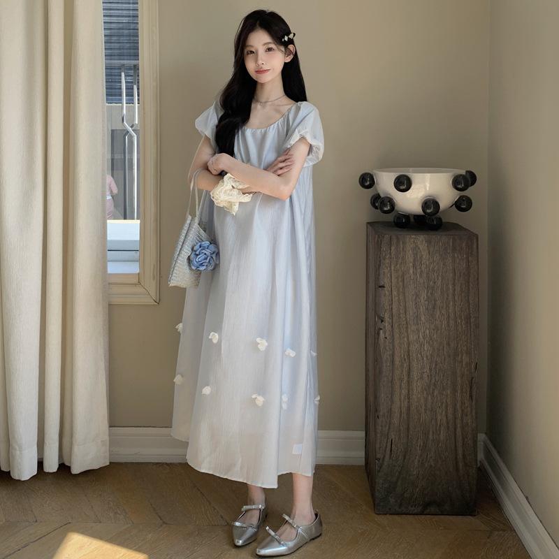 Elegant Korean-Style Maternity Dress 2026: Fresh, Loose, and Lightweight Over-the-Knee Summer Dress