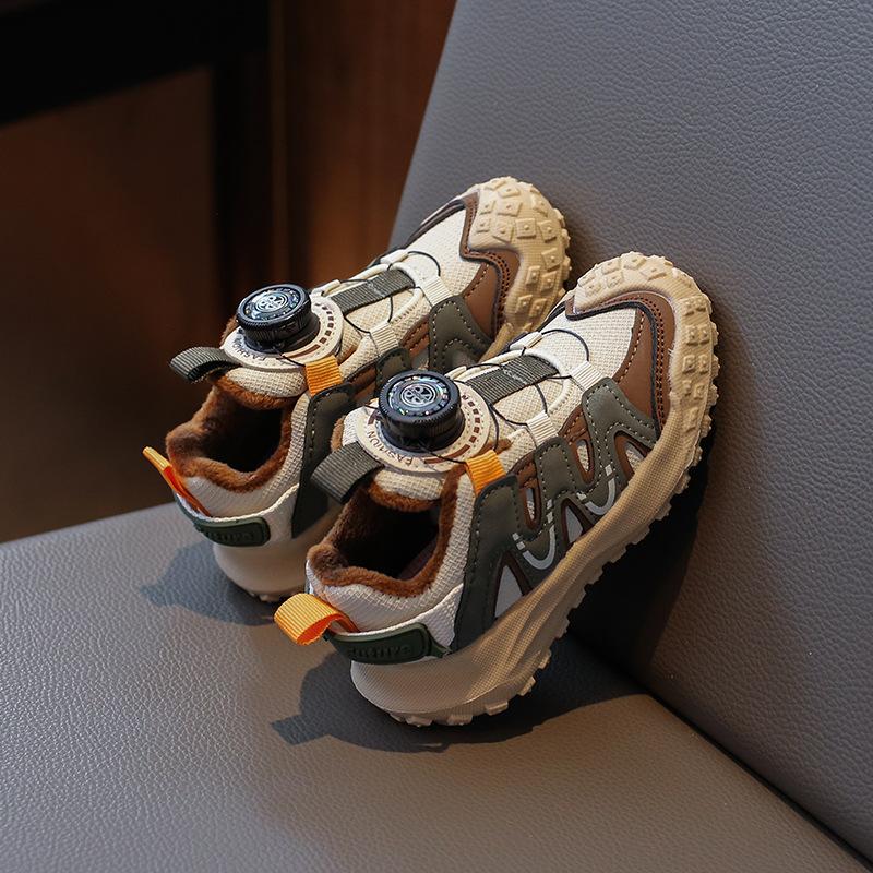 Boys Black Sneakers 2025 Autumn New Fried Street Running Children's Shoes Soft-soled Boys Dad Two Cotton Shoes